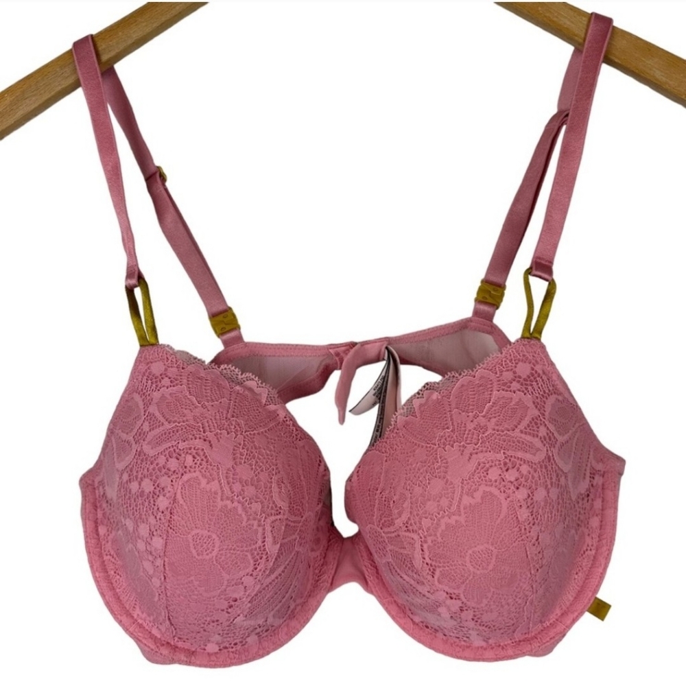Victoria's Secret Lace Pink Bra 38C